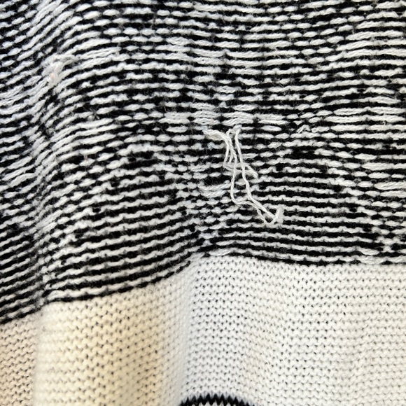 Cardigan - Picture 4 of 6